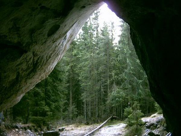 Peștera Humpleului — fotografia 1